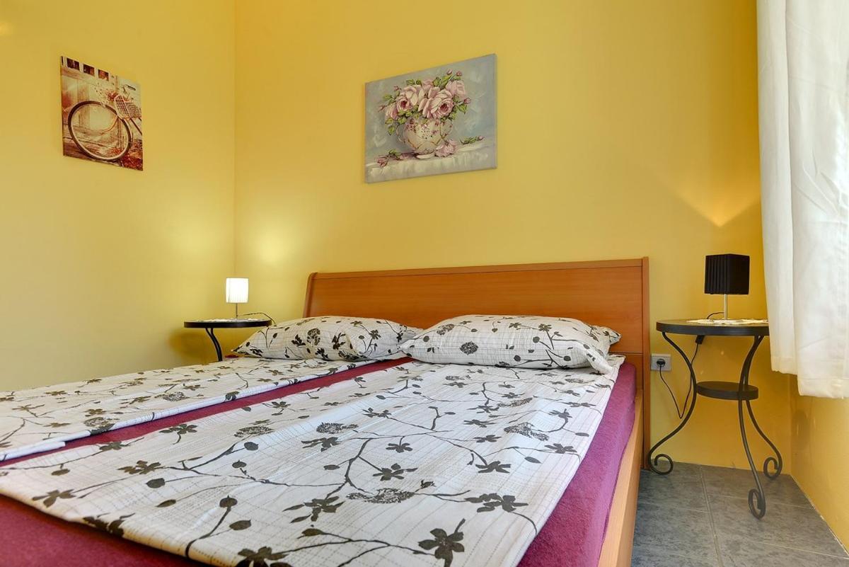 Apartments Puntica Ližnjan Екстериор снимка