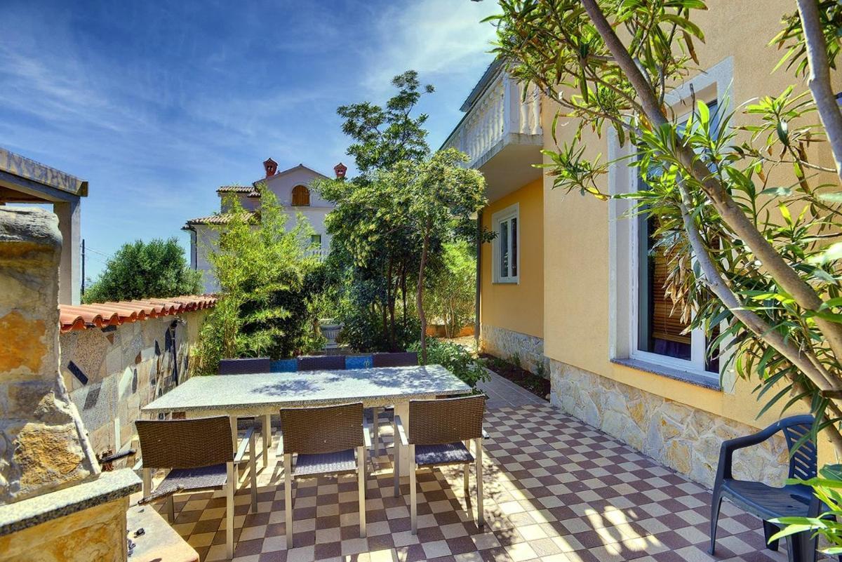 Apartments Puntica Ližnjan Екстериор снимка