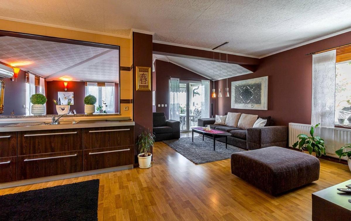 Apartments Puntica Ližnjan Екстериор снимка