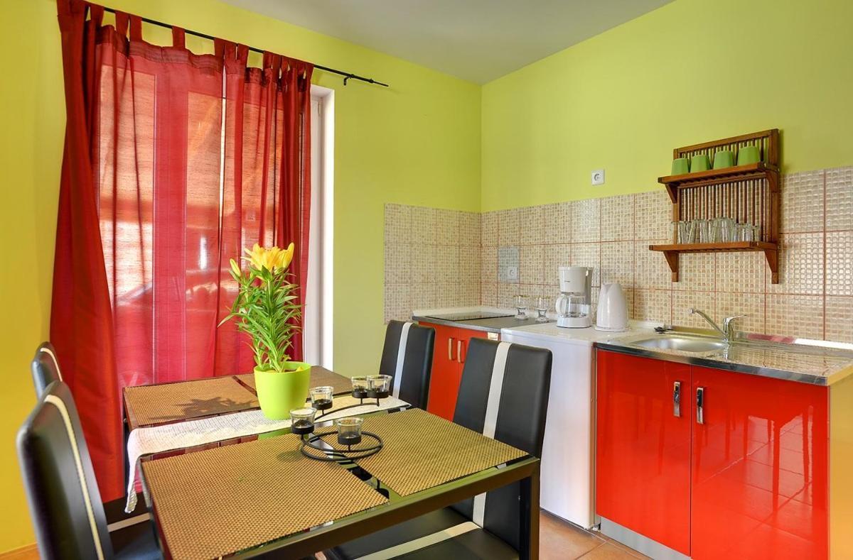 Apartments Puntica Ližnjan Екстериор снимка