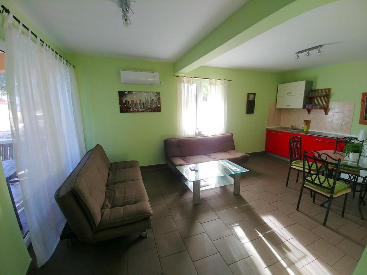 Apartments Puntica Ližnjan Екстериор снимка
