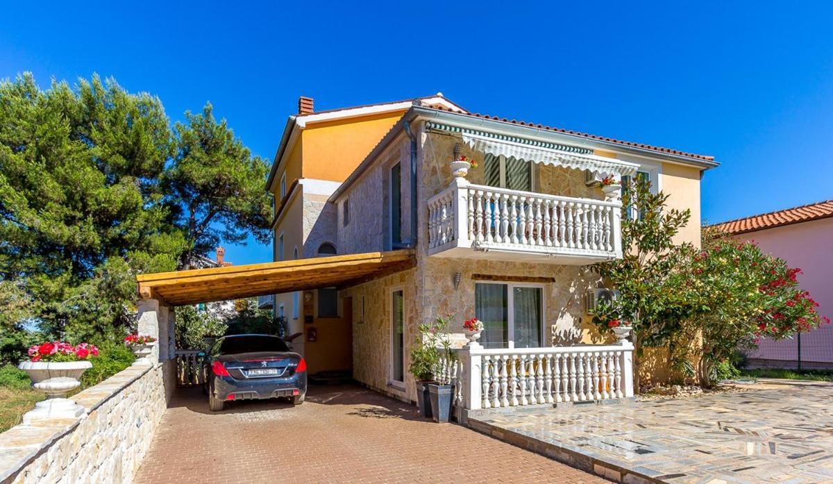 Apartments Puntica Ližnjan Екстериор снимка